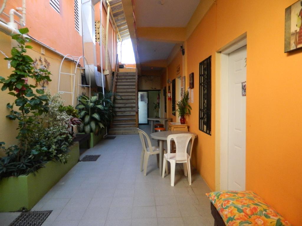 Bella Sombra Guest House Downtown Belize City Oda fotoğraf