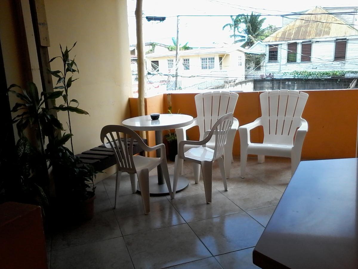Bella Sombra Guest House Downtown Belize City Dış mekan fotoğraf