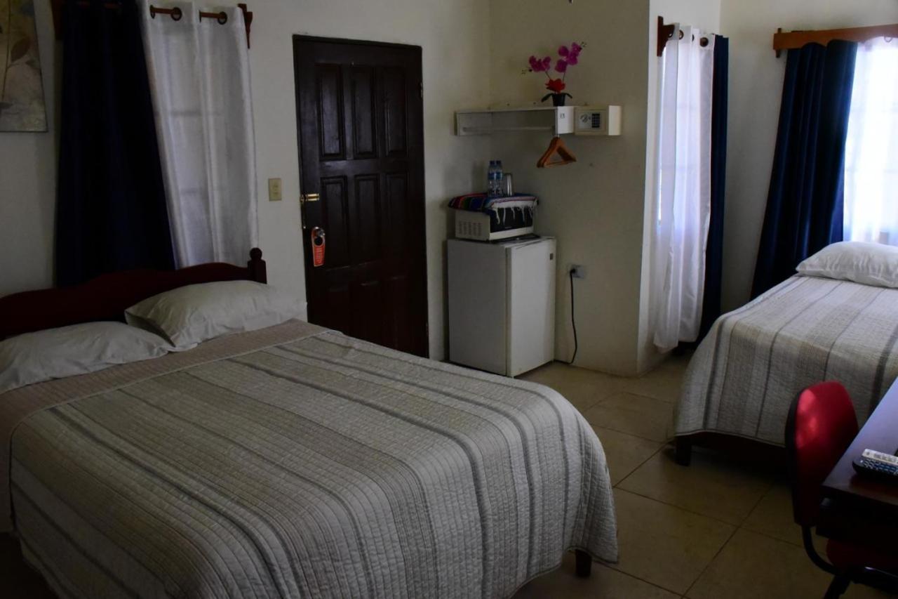 Bella Sombra Guest House Downtown Belize City Dış mekan fotoğraf