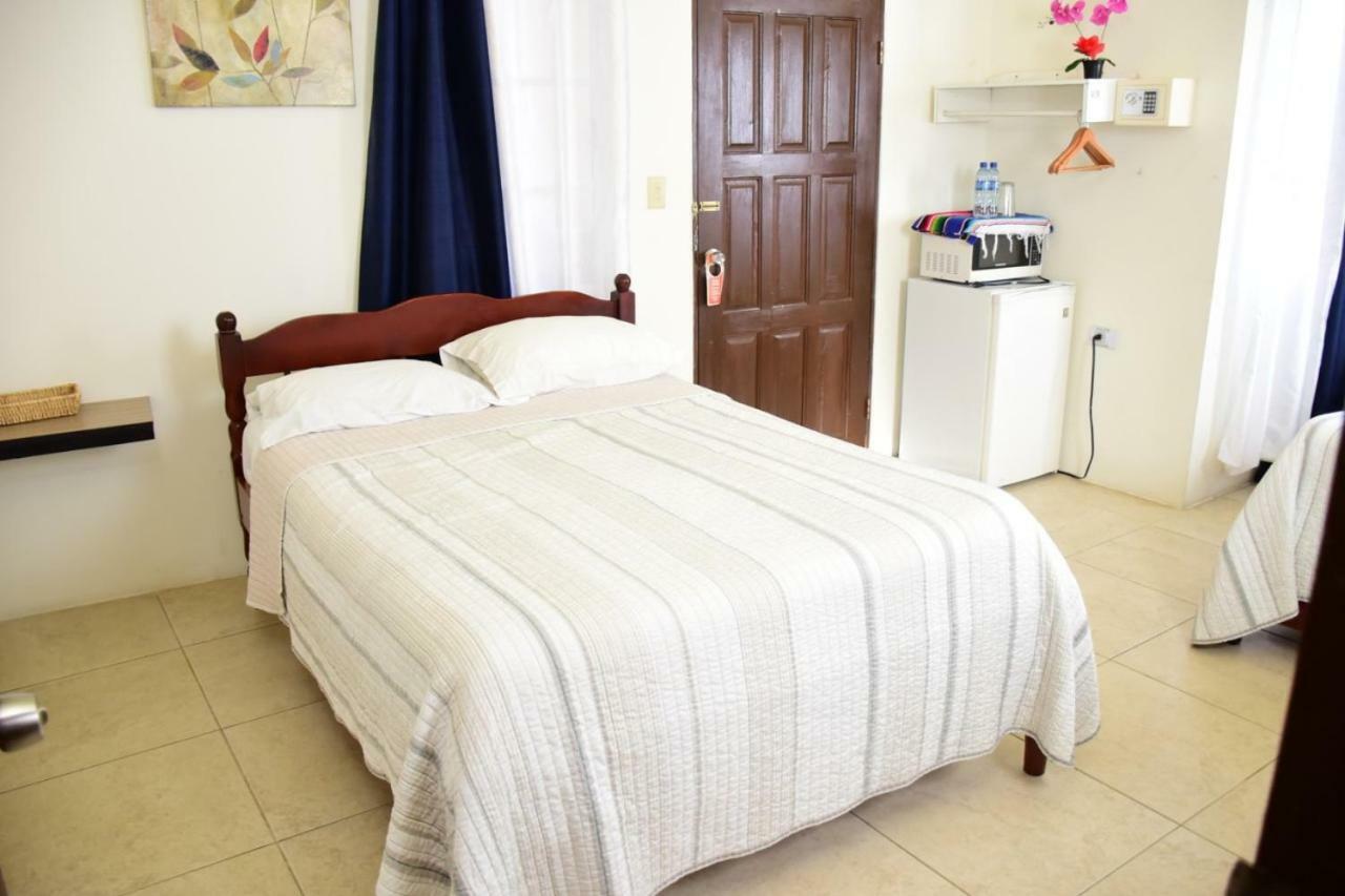Bella Sombra Guest House Downtown Belize City Dış mekan fotoğraf